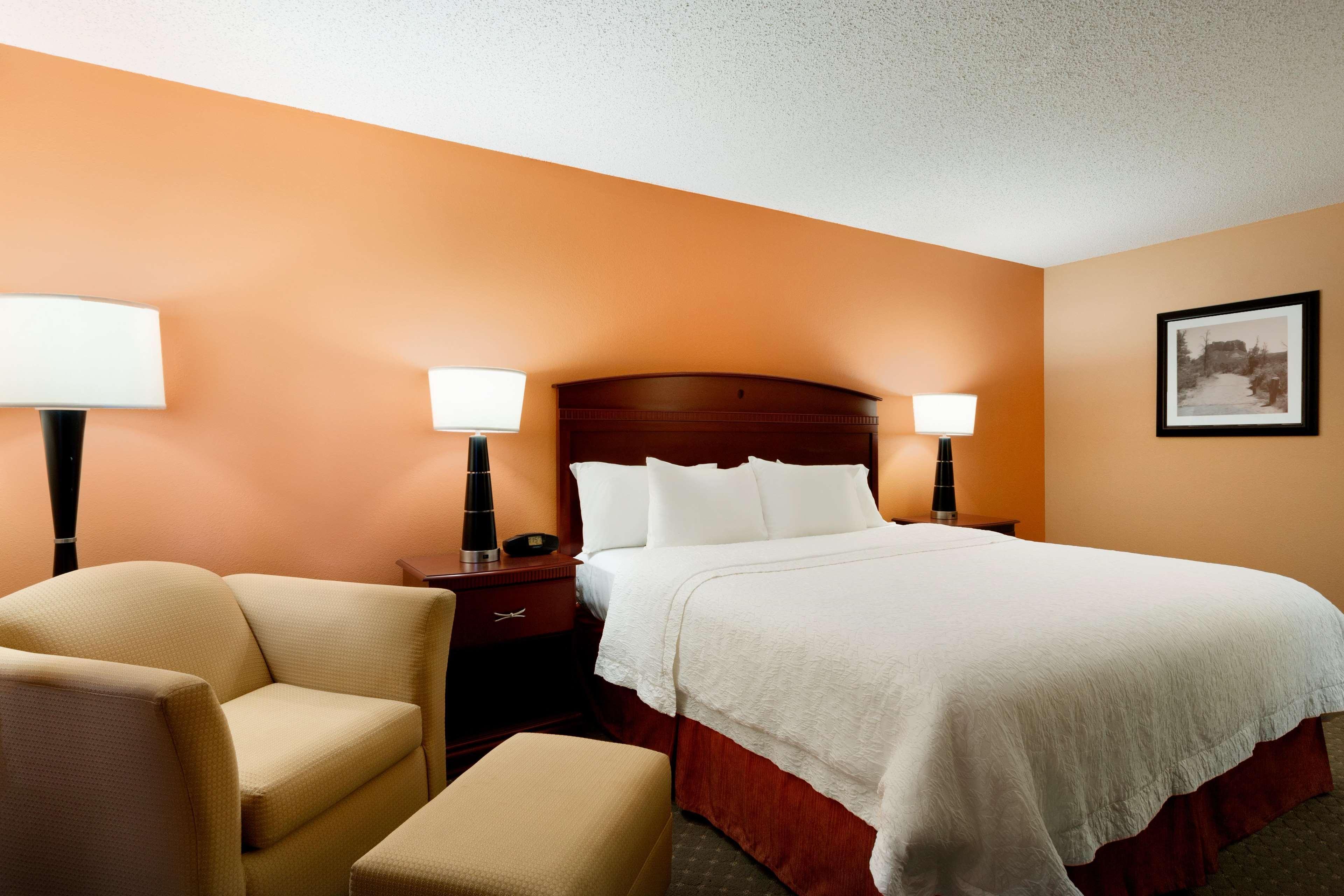 Hampton Inn Longmont Bagian luar foto