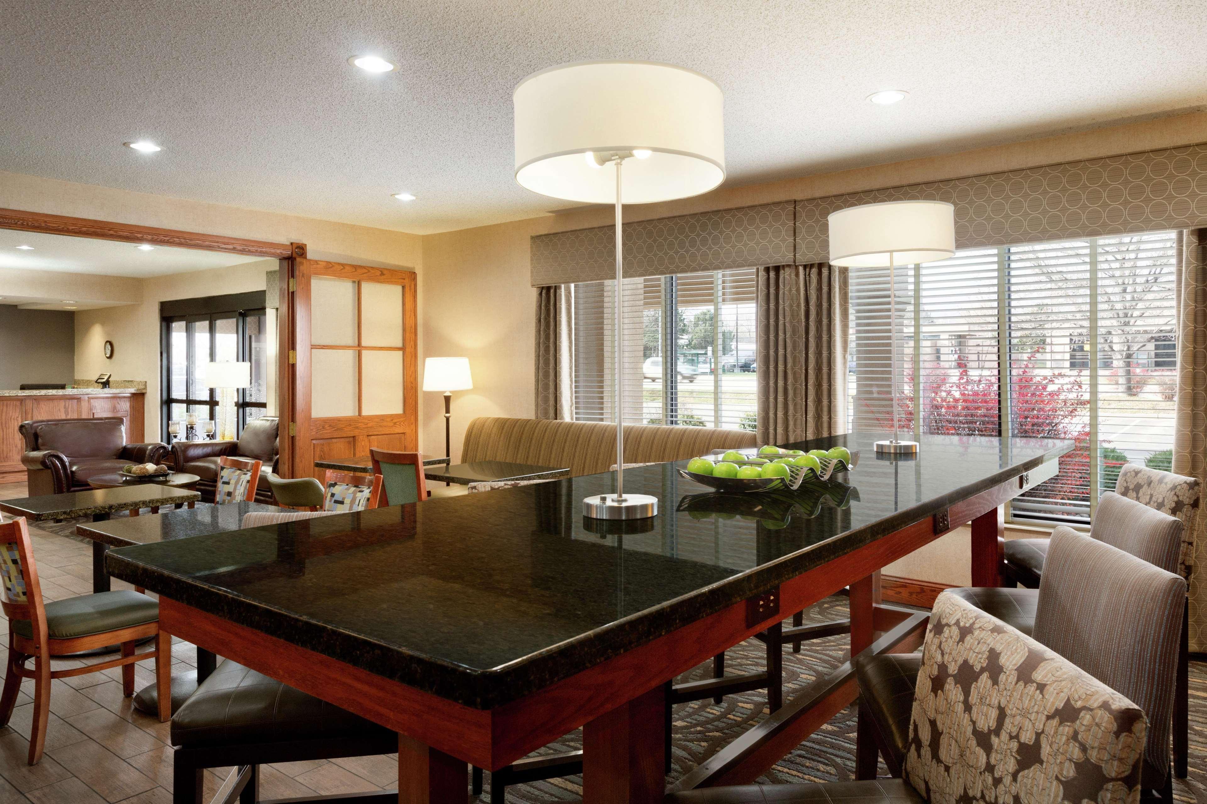 Hampton Inn Longmont Bagian luar foto