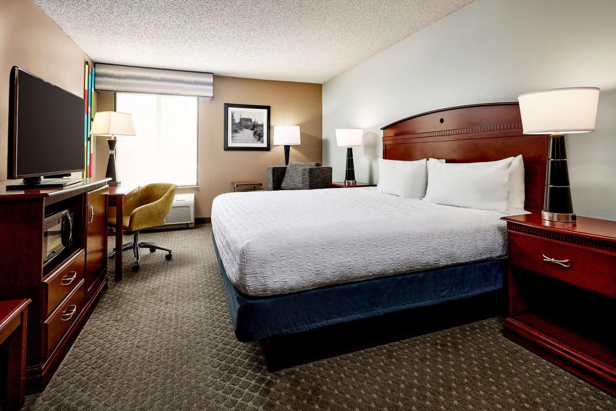 Hampton Inn Longmont Bagian luar foto